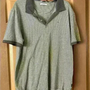 Men Calvin Klein polo size XL​
